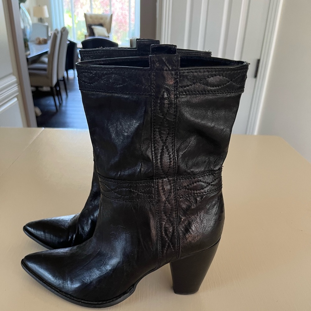 Black heeled Arnold Churghan cowboy boots size 41